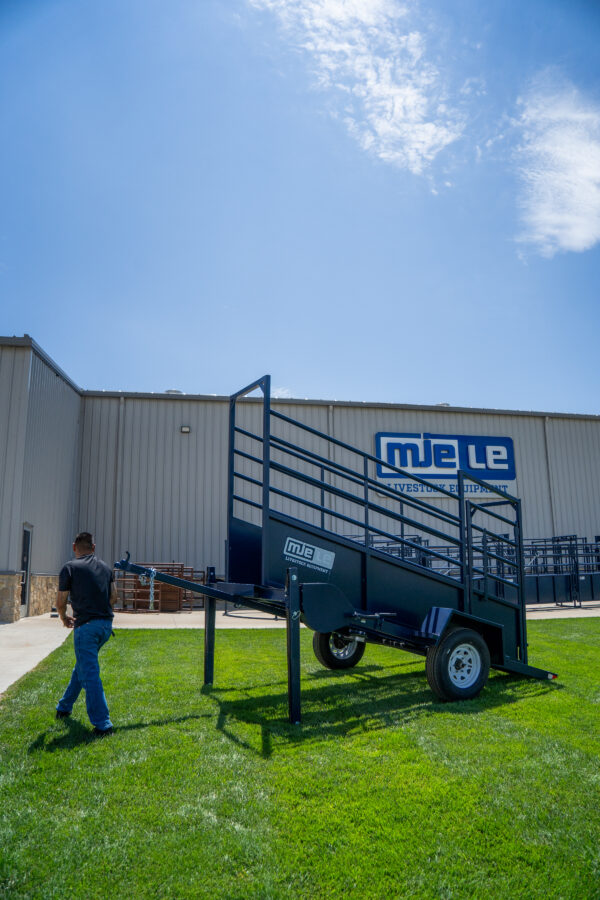 Elite Portable Load-out Chute - Image 4